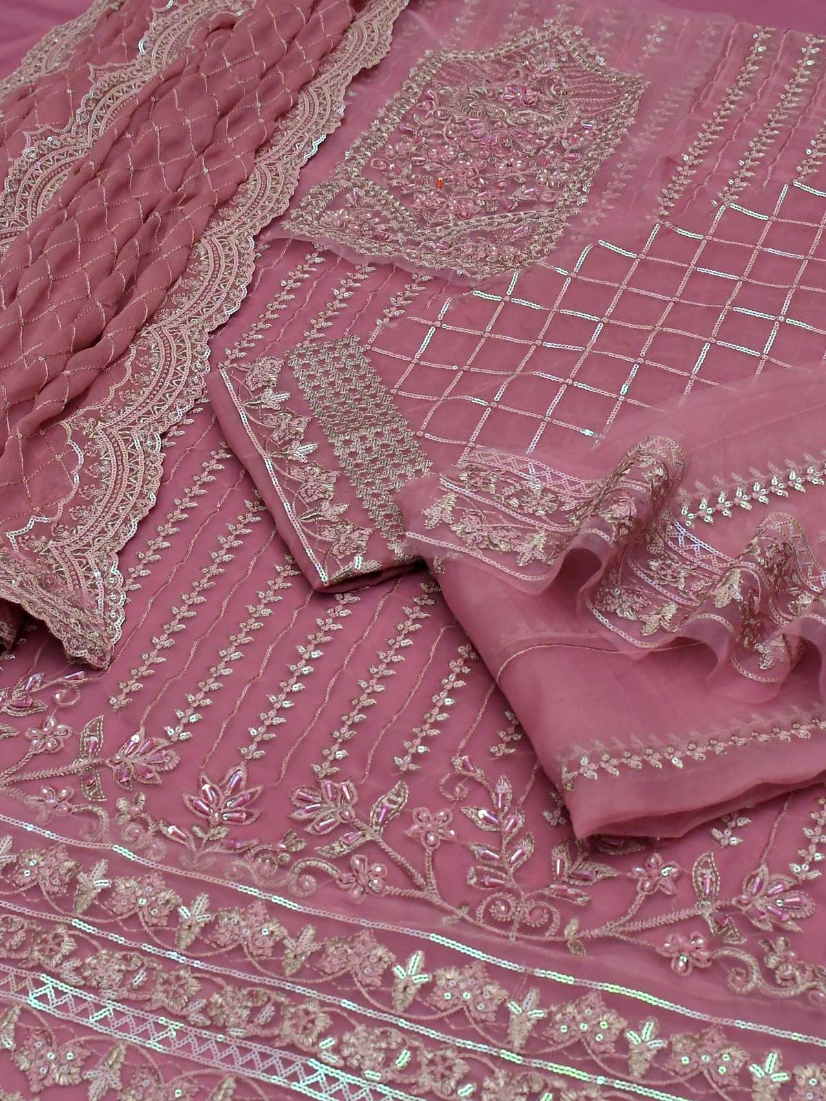 Luxury Wedding &amp; Party Wear – Code: 237